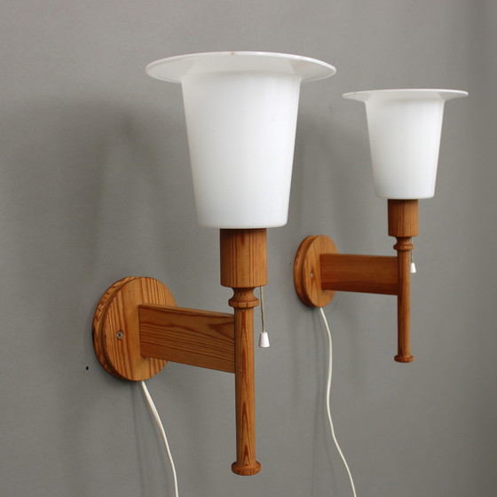 Image 1 of Uno Kristiansson (1925-?) & Östen Kristiansson (1927-2003) for Luxus, Sweden, set of 2 wall lamps, design 1970s