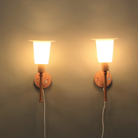 Image 1 of Uno Kristiansson (1925-?) & Östen Kristiansson (1927-2003) for Luxus, Sweden, set of 2 wall lamps, design 1970s