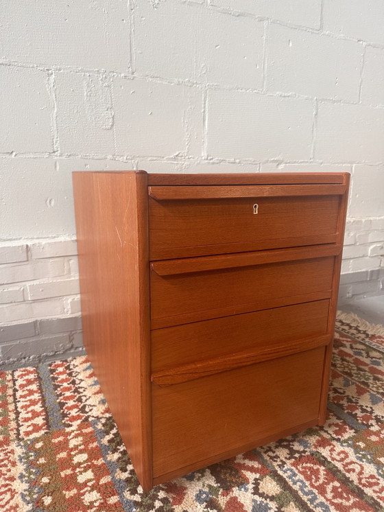 Image 1 of Chest of drawers on wheels