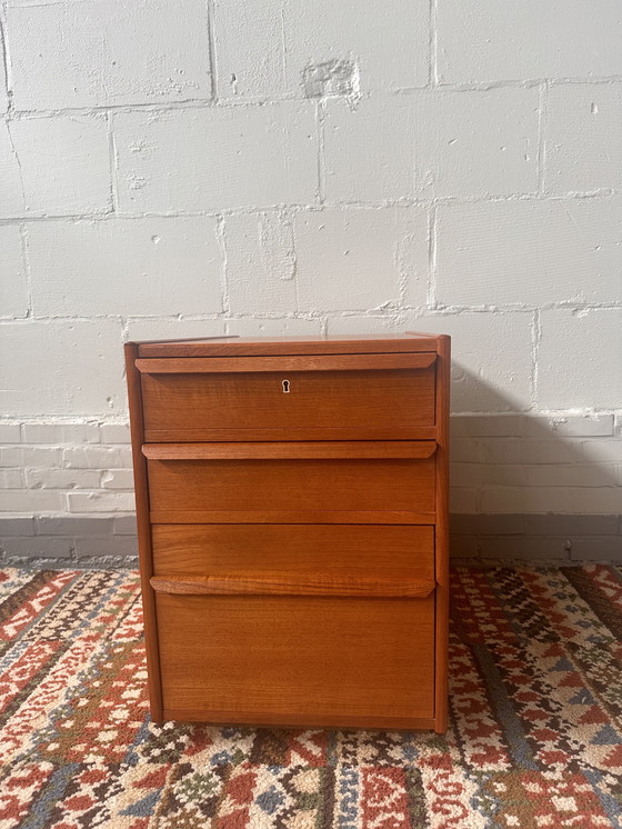 Image 1 of Chest of drawers on wheels