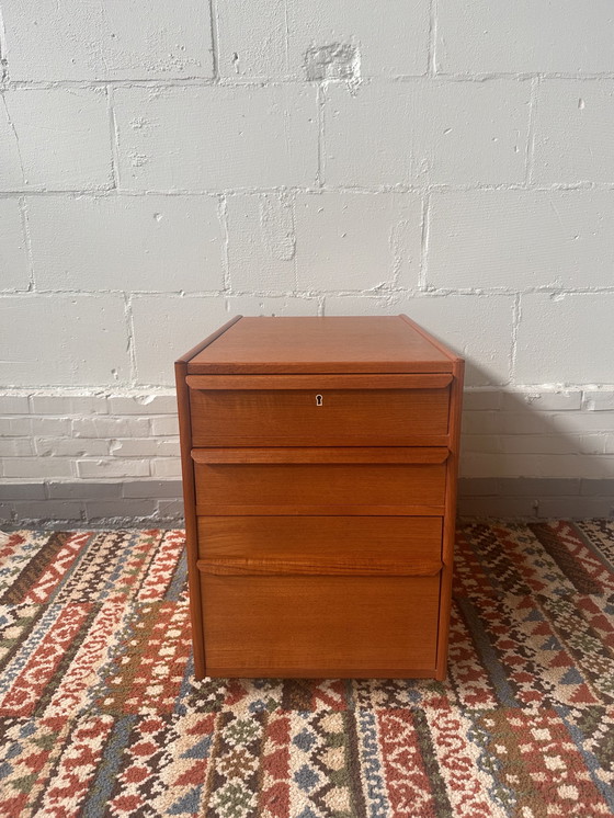 Image 1 of Chest of drawers on wheels