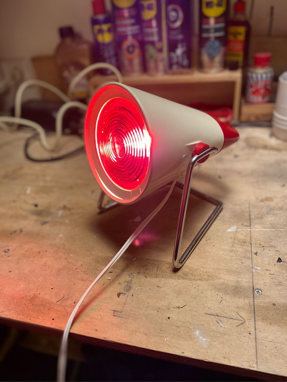 Image 1 of Lampe chauffante Philips vintage Infraphil