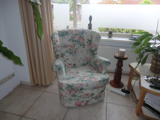 Image 1 of Fauteuil classique pour dames