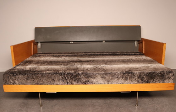 Image 1 of Getama convertible sofa & double bed by Hans Wegner