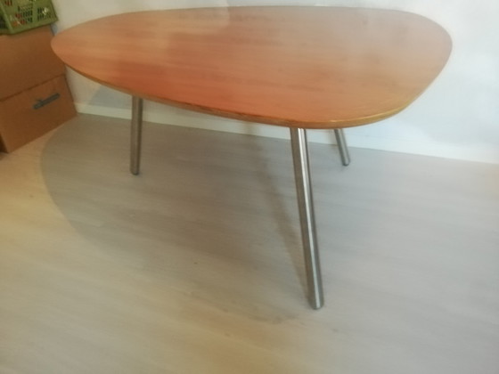 Image 1 of Castelijn dining room table