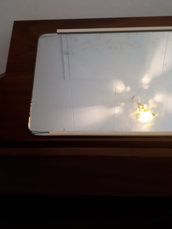 Image 1 of table de chevet vintage avec miroir