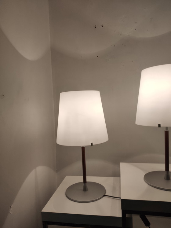 Image 1 of 2x Modern table lamp