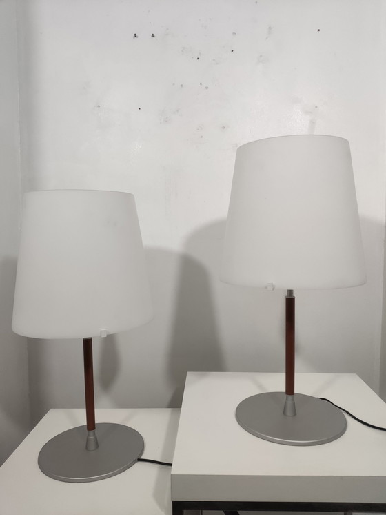 Image 1 of 2x Modern table lamp