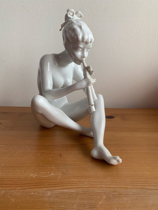 Kaiser Naked flute player figurine