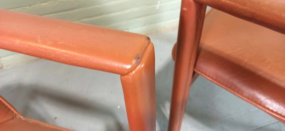 Image 1 of 4 Leolux Cachucha leather chairs, Hugo de Ruiter