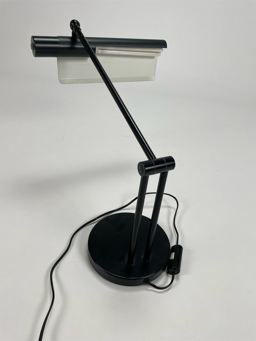 Design desk lamp