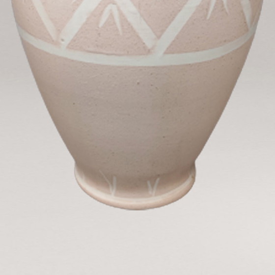 Image 1 of Deruta Pink Vase in Ceramic