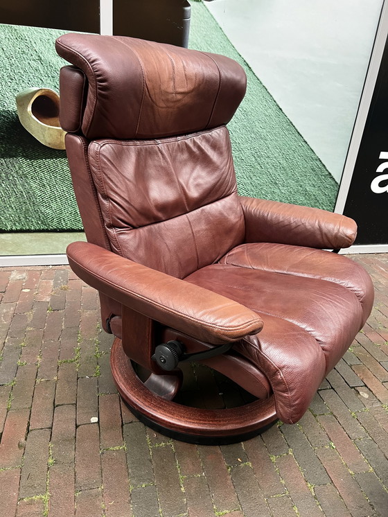 Image 1 of Stressless armchair with brown leather ottoman 