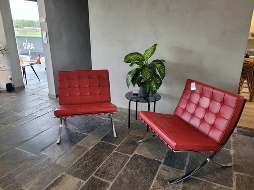 2x Knoll Barcelona chair