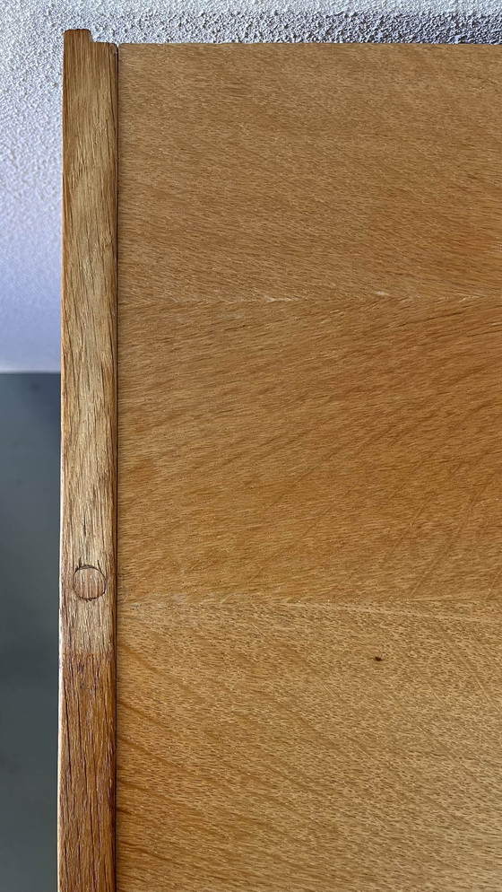 Image 1 of Mobiletto vintage in rovere con ante scorrevoli