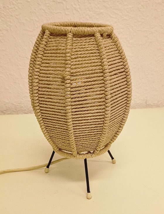 Image 1 of Lampada da tavolo vintage con paralume in corda