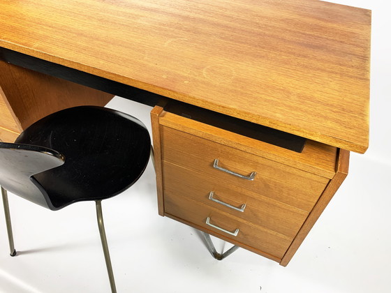 Image 1 of Tijsseling Nijkerk desk with loop legs