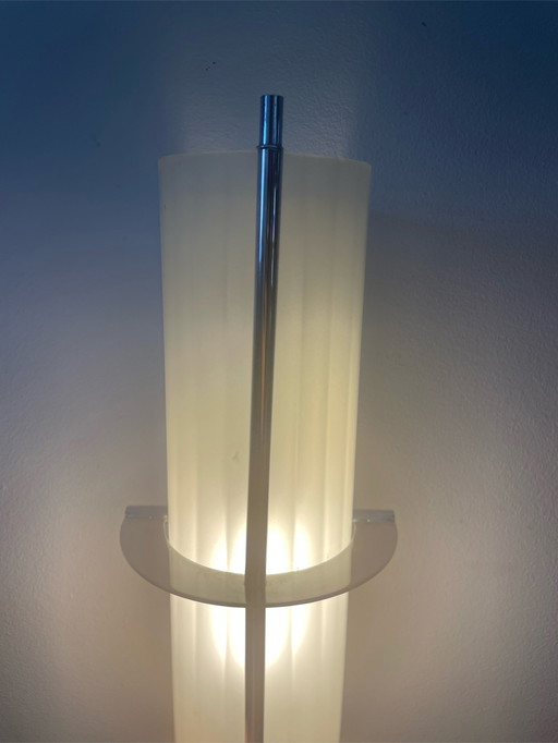 Jorge García Garay wall lamp