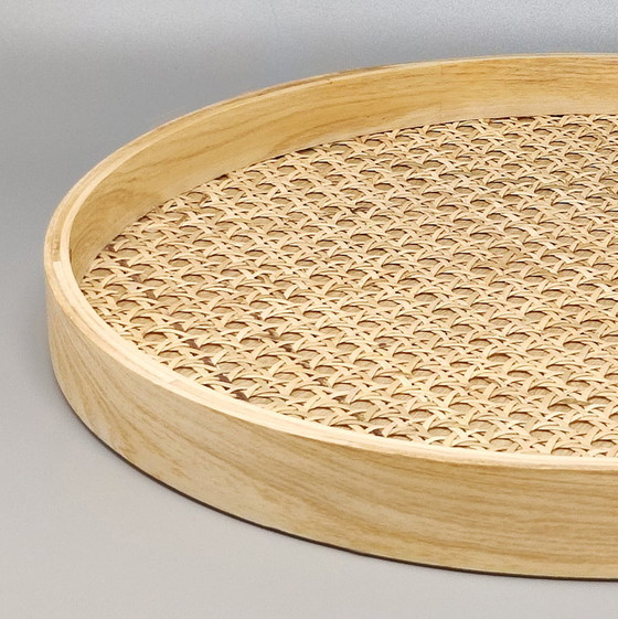 Image 1 of Mid Century Round Tray in Viennese Straw