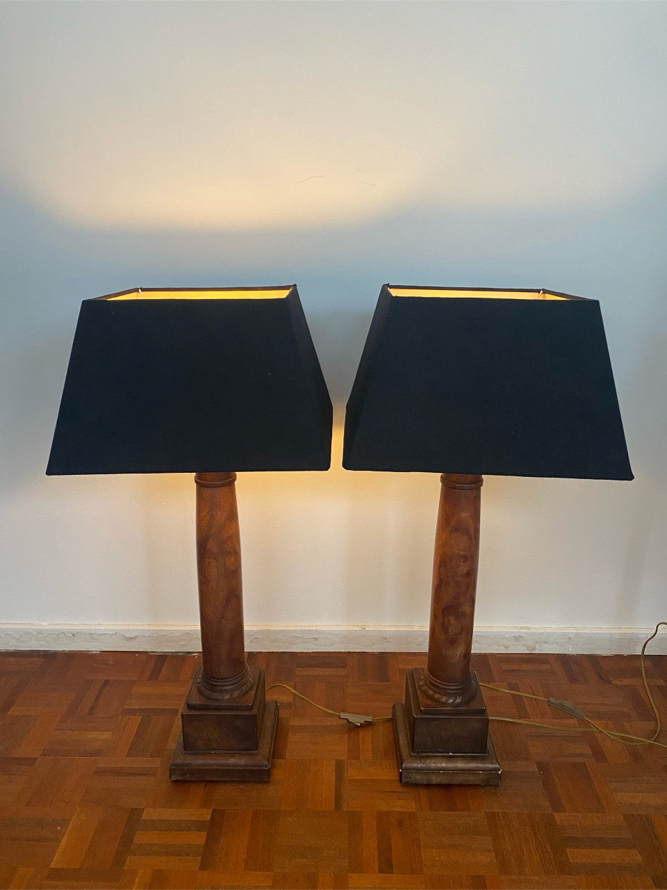 Lampade neoclassiche a colonna in marmo