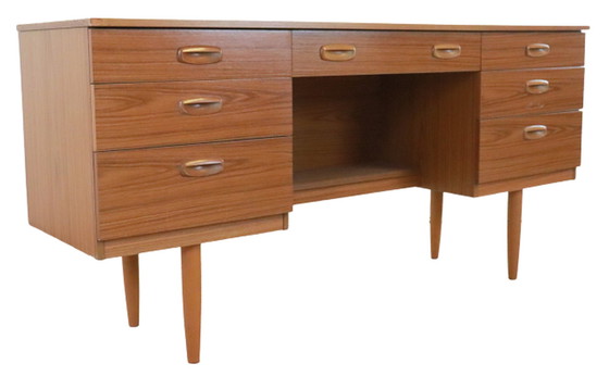 Image 1 of Bureau vintage de Schreiber 'Birkenhead'