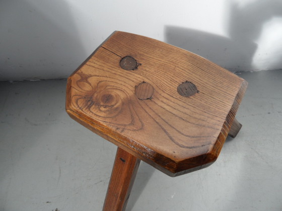 Image 1 of Tabouret de lait vintage en chêne