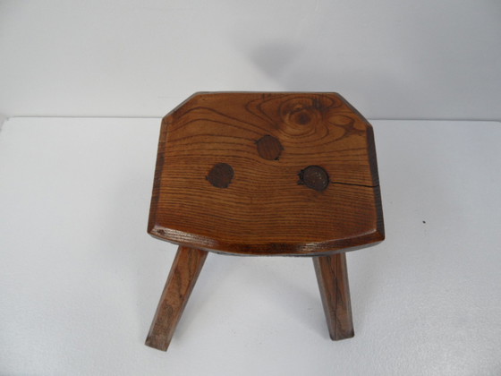 Image 1 of Tabouret de lait vintage en chêne