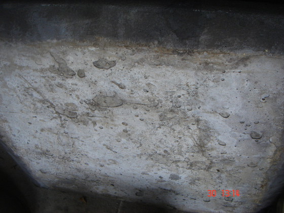 Image 1 of Vintage stone table