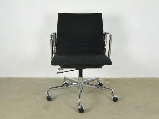 Vita Ea 117 Office chair