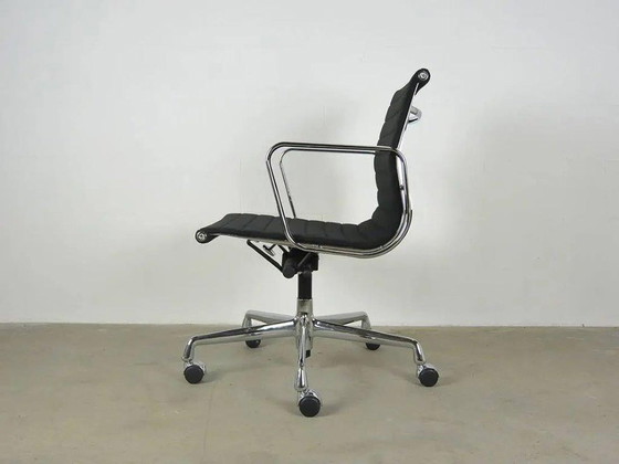 Image 1 of Vita Ea 117 Office chair