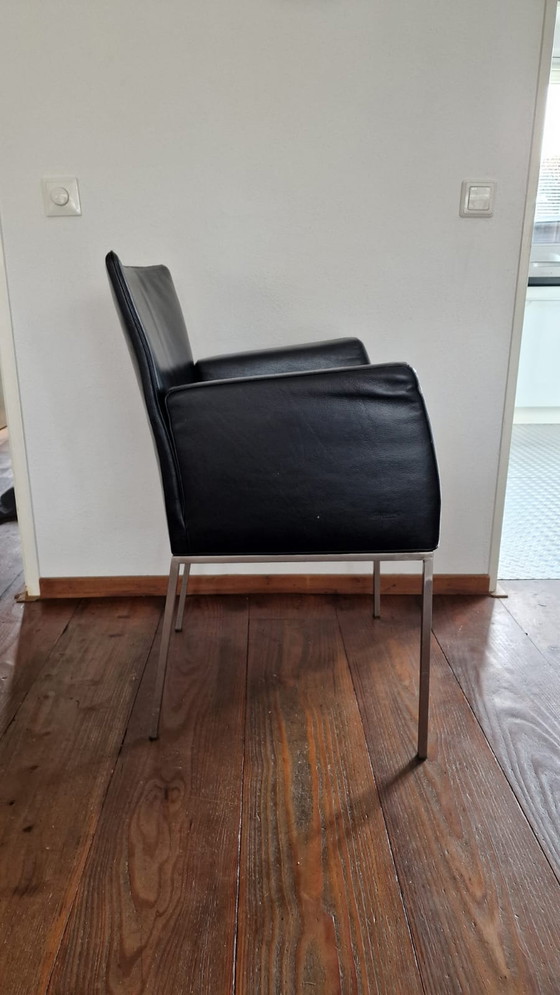 Image 1 of Molinari 6 dining room chairs black leather