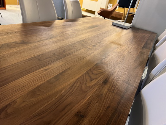 Image 1 of Brees New world Luna Dining table walnut wood