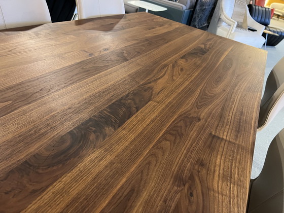 Image 1 of Brees New world Luna Dining table walnut wood