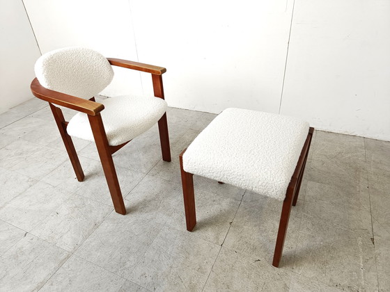 Image 1 of Fauteuil et pouf vintage