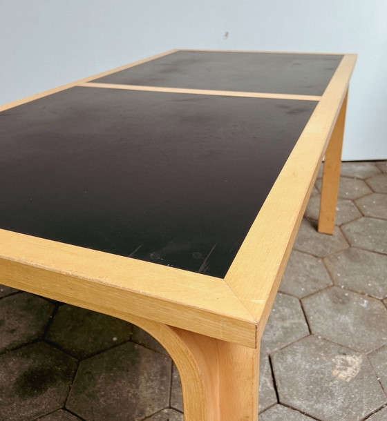 Image 1 of Magnus Olesen Rud Thygesen et Johnny Sørensen Table