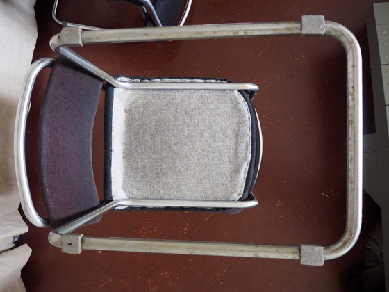 Image 1 of 4 x Gispen 101 chairs