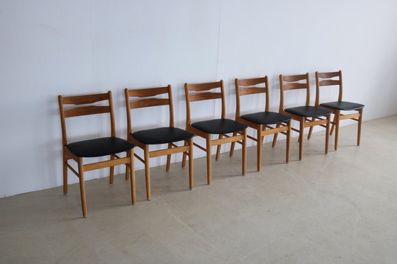 Image 1 of 8x vintage dining room chair