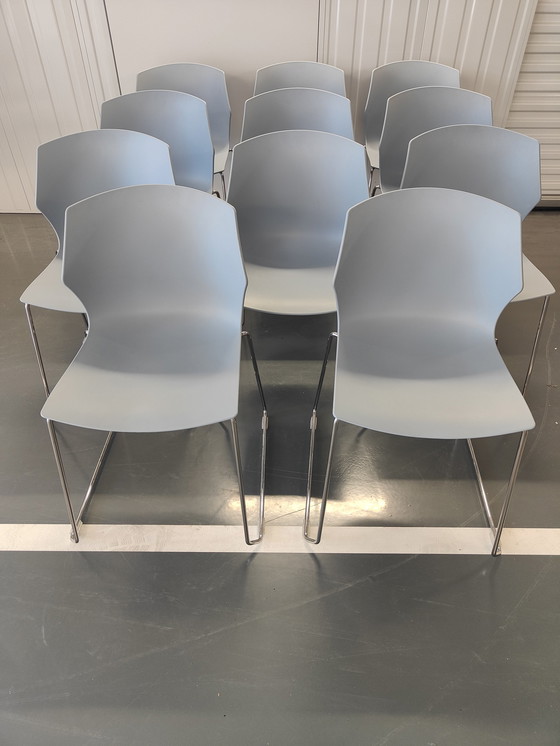 Image 1 of 11x Frill & No-Frill Chairs