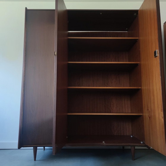 Image 1 of Armoire vintage à trois portes