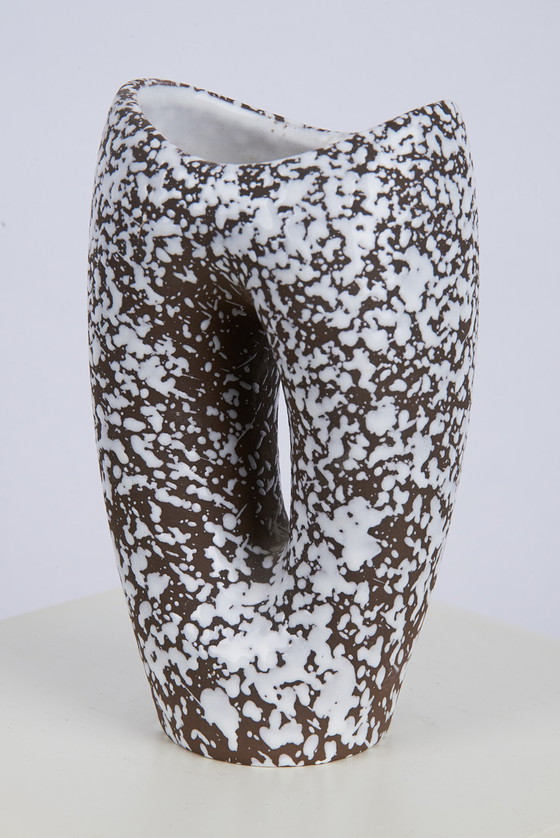 Image 1 of Fat lava vase