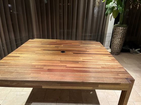 Image 1 of Linteloo dining table