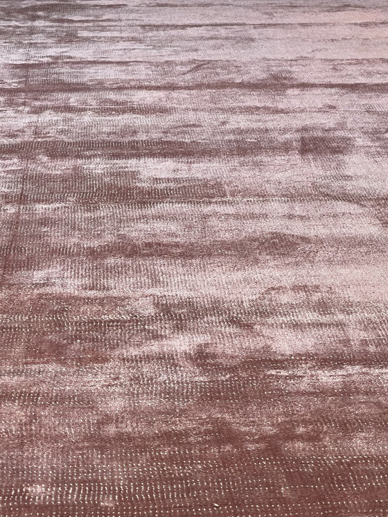 Image 1 of Leolux Patna carpet Burgundy