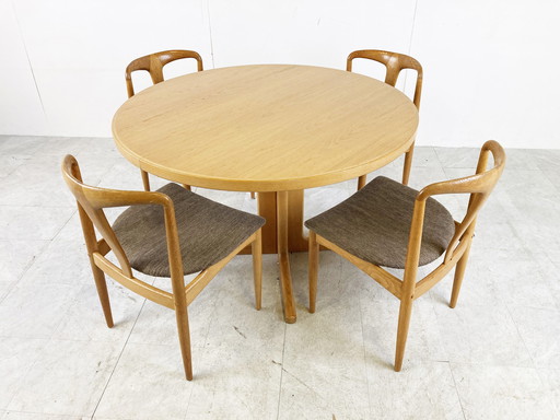 Uldum Mobelfabrik dining set by Johannes Andersen