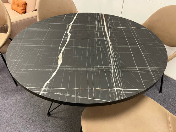 Image 1 of Tonon Arcos Dining table round