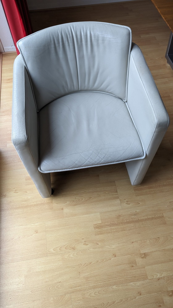 Image 1 of 4x Leolux Saga armchairs,