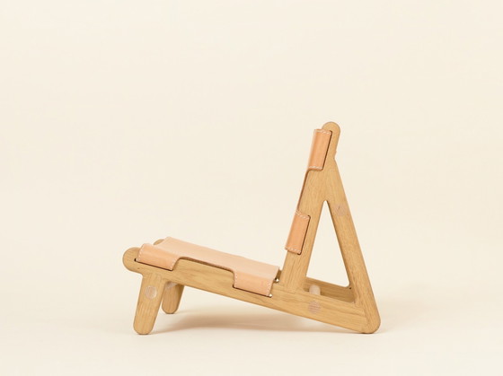 Image 1 of Blur project kids chair