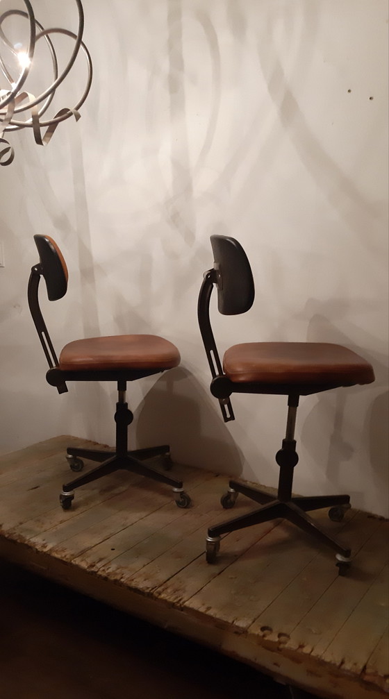 Image 1 of Friso Kramer office chair REFURBISHED