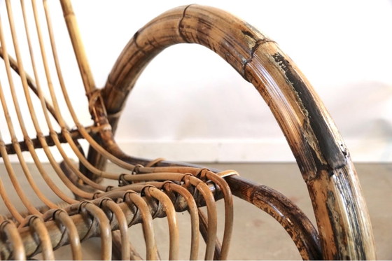 Image 1 of Fauteuil à bascule vintage en bambou