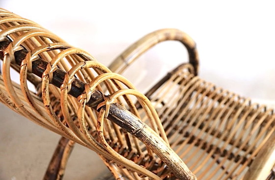 Image 1 of Fauteuil à bascule vintage en bambou