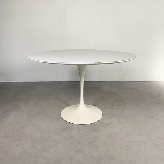 Image 1 of Eero Saarinen Tulip Table